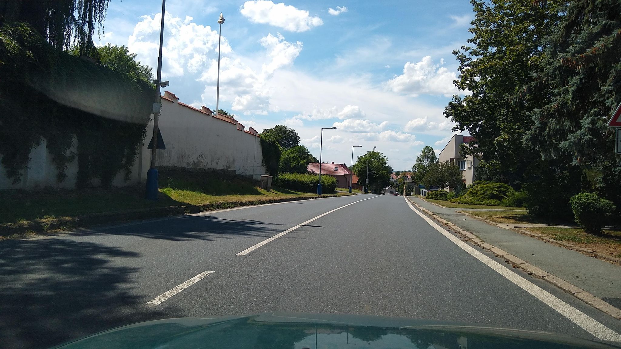 Dnešní pohled – Starý zámek Bečváry