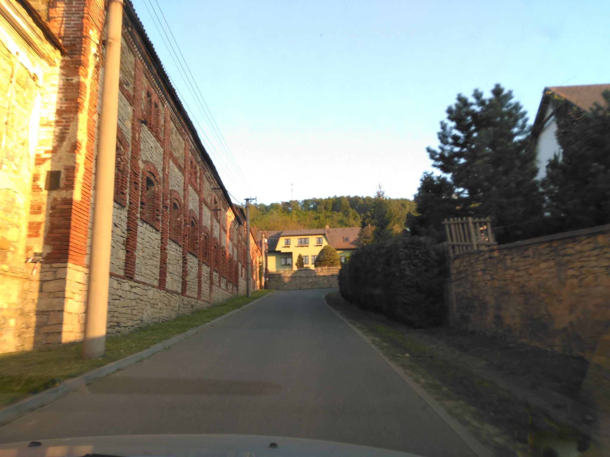 Dnešní pohled – Tmaň