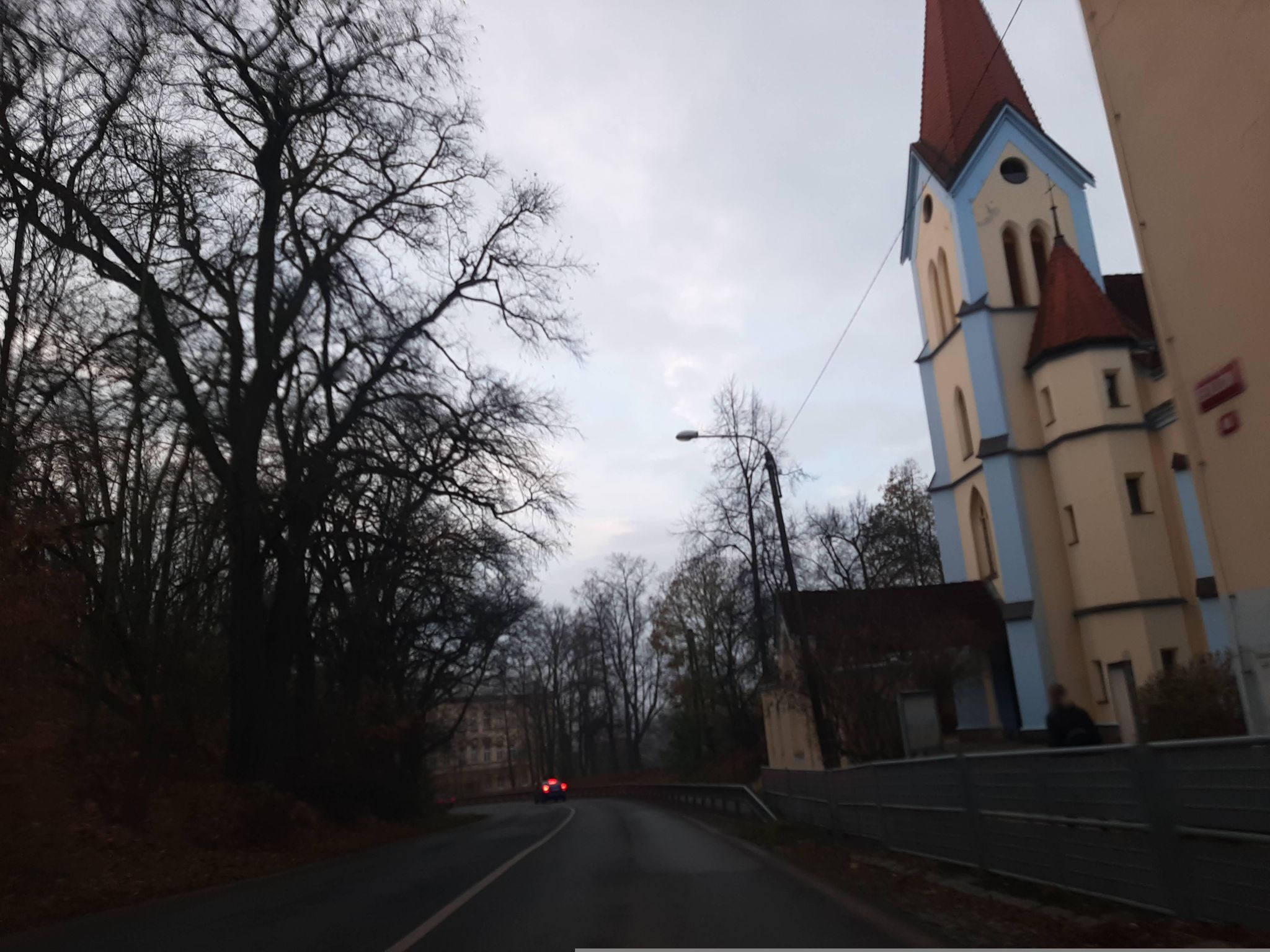 Dnešní pohled – Kostel svatého Martina a Prokopa (Lobzy)
