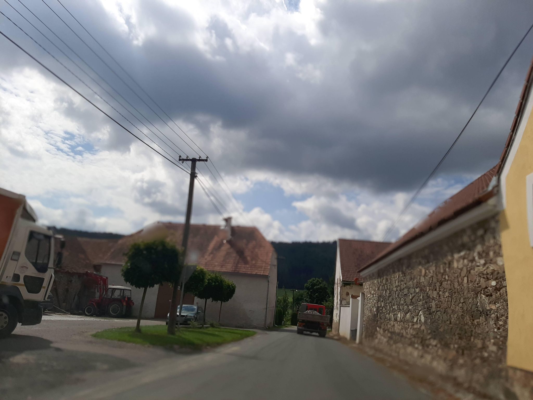Dnešní pohled – Kostel svatého Petra a Pavla (Budětice)