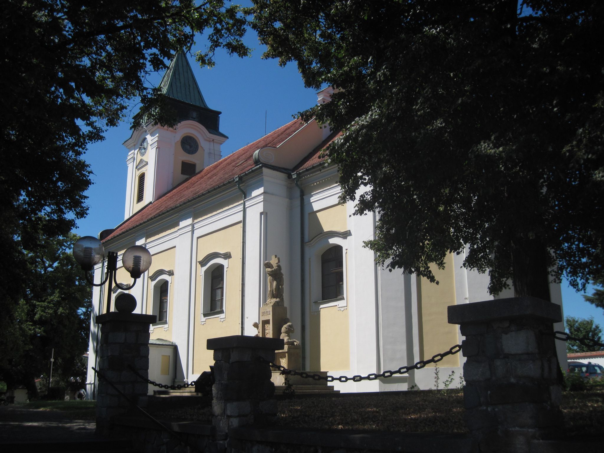 Dnešní pohled – Kostel svatého Václava v Dolních Bojanovicích