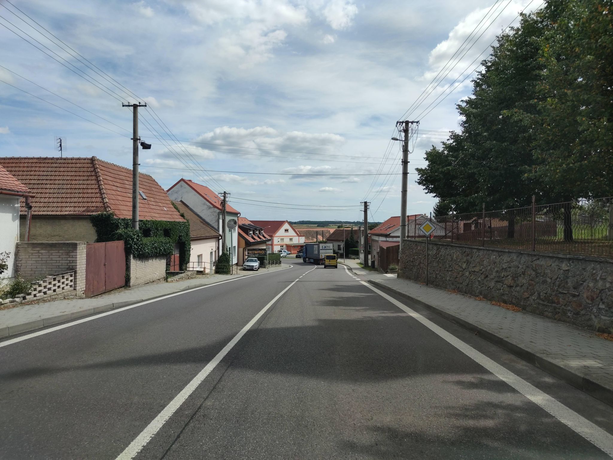Dnešní pohled – kostel svatého Filipa a Jakuba (Pavlice)