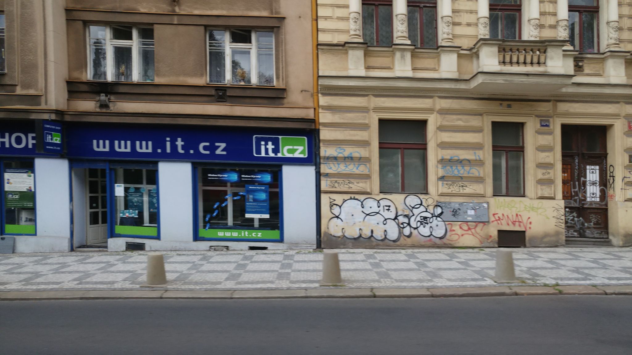 Dnešní pohled – Krymská