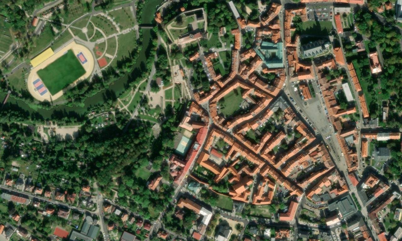Dobrovského 1 – letecký pohled