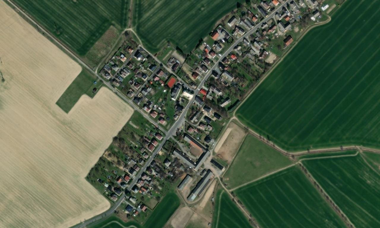 Kostel svatého Linharta (Dolní Studénky) – letecký pohled