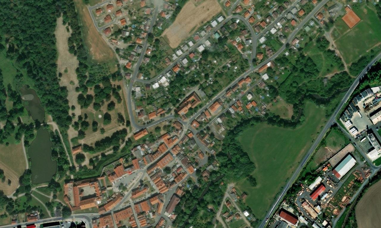 kostel svatého Víta, Václava a Vojtěcha – letecký pohled
