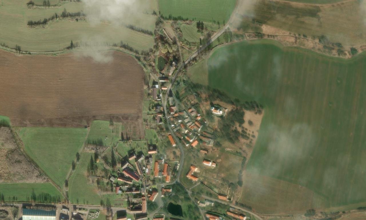 Kostel Všech svatých (Řesanice) – letecký pohled
