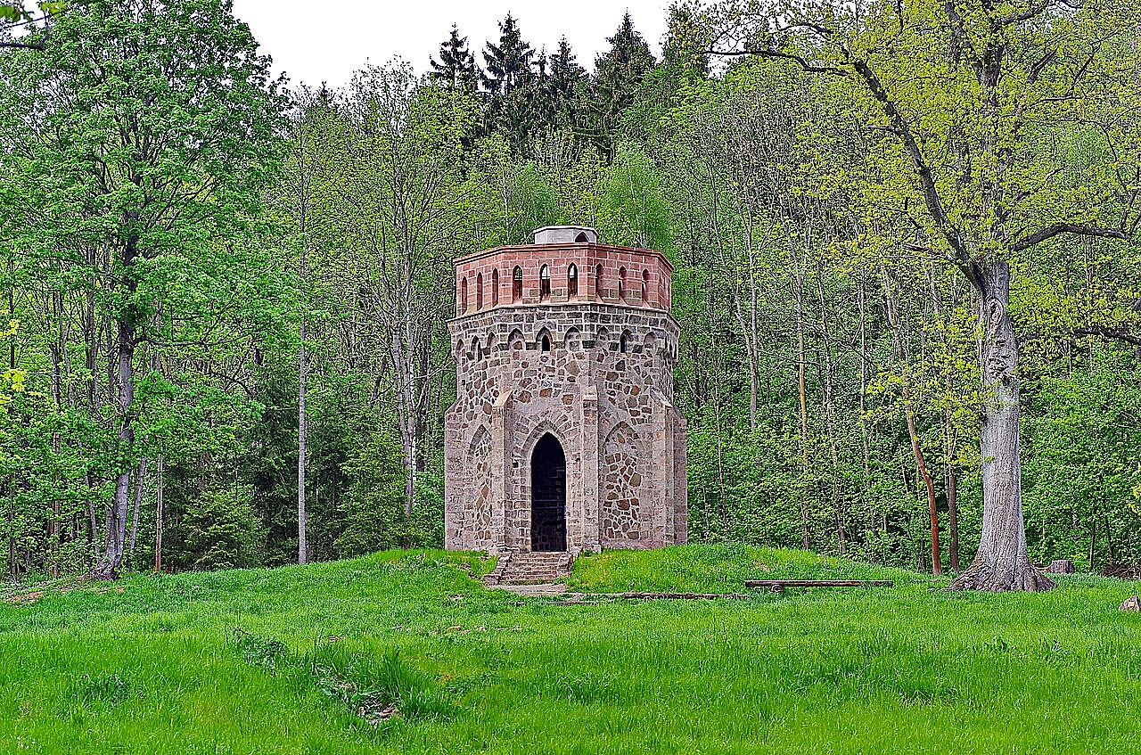 
<span>Alainova věž</span>
