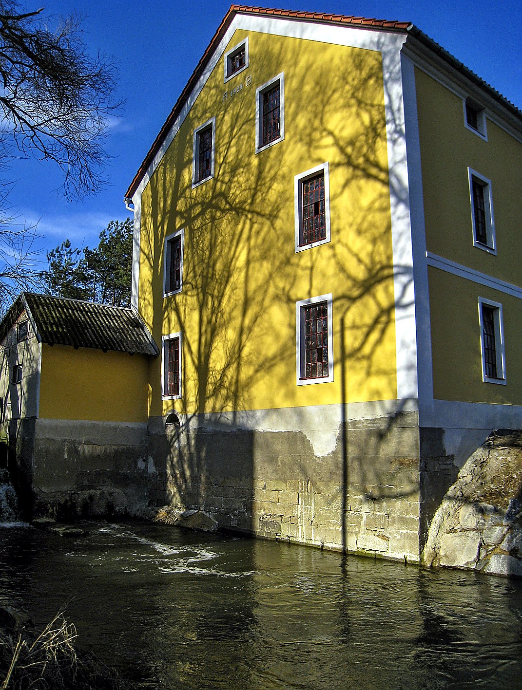 
<span>Bartošovický mlýn</span>
