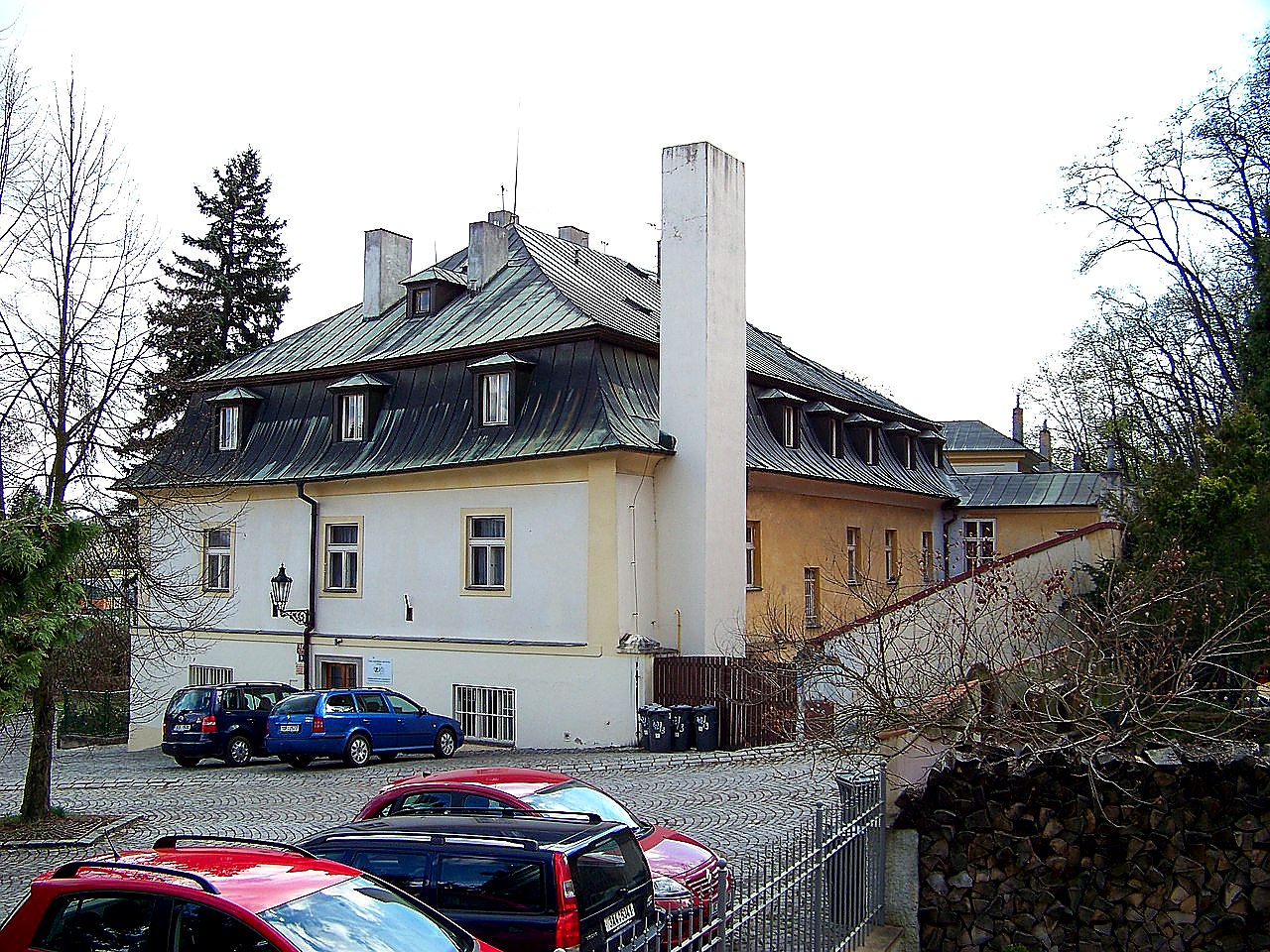 
<span>Chuchelské lázně</span>

