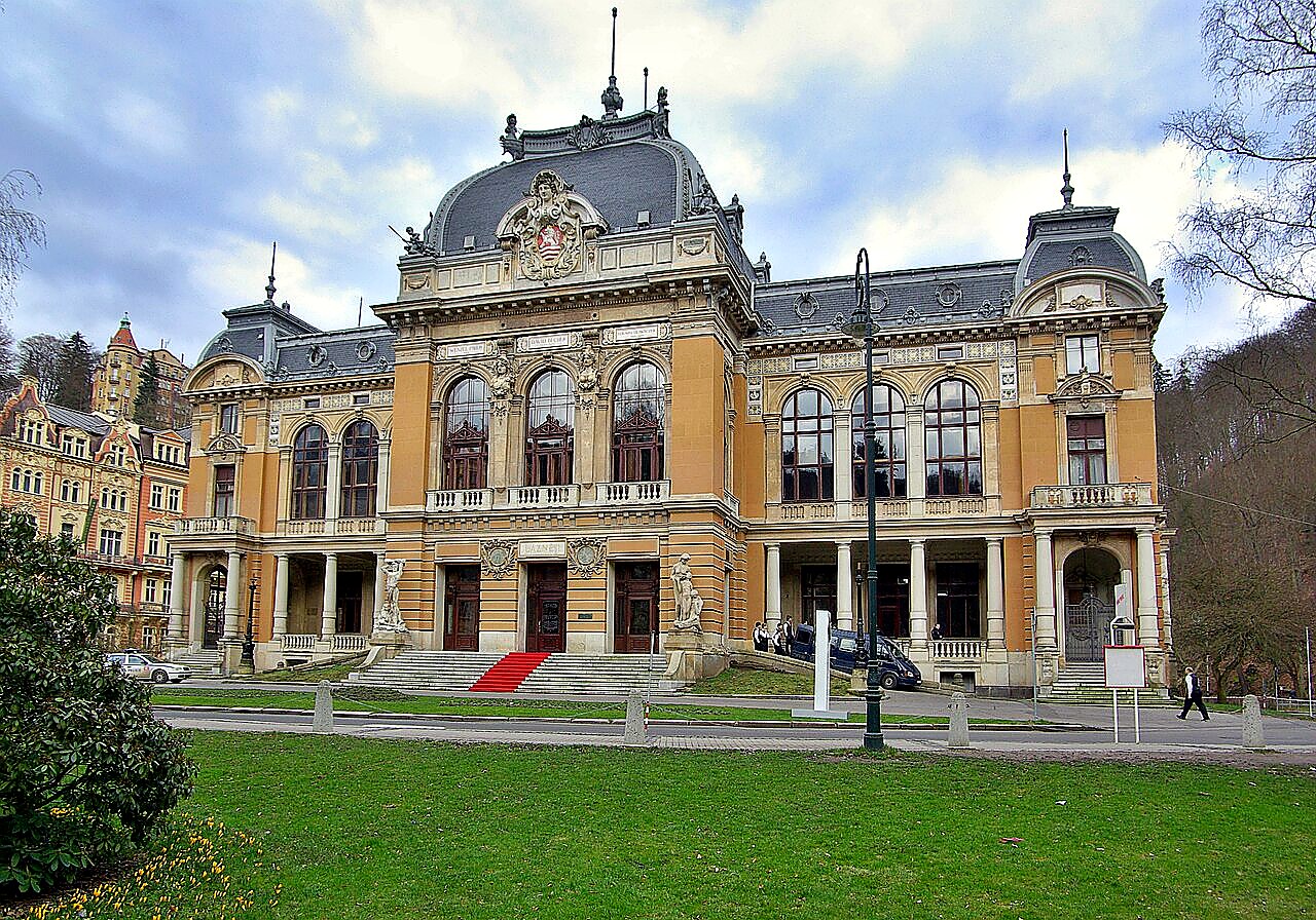 
<span>Císařské lázně</span>
