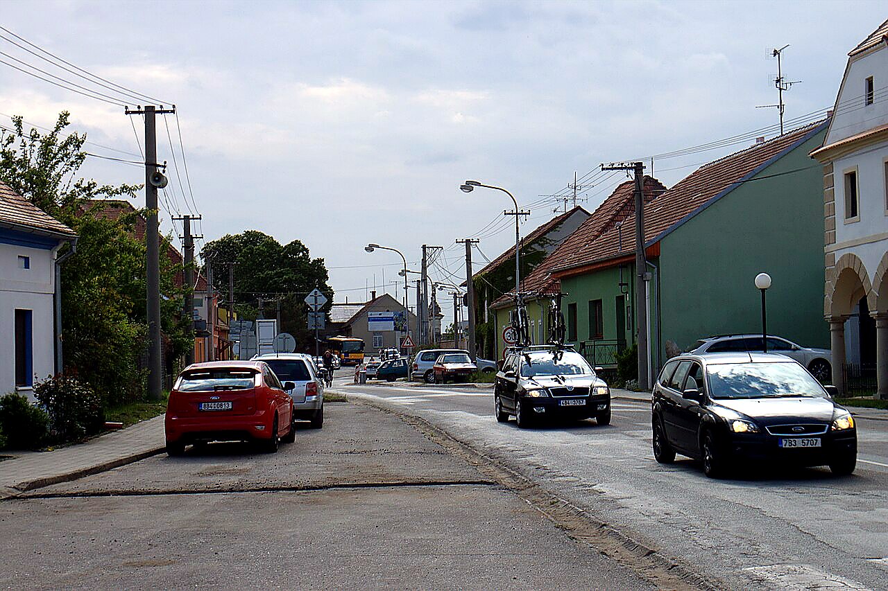 
<span>Dolní Věstonice</span>
