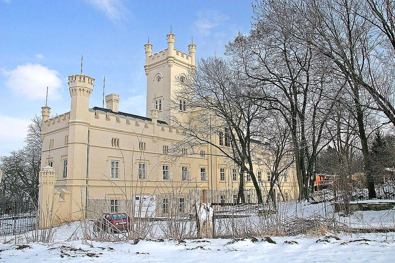 
<span>Filipov</span>
