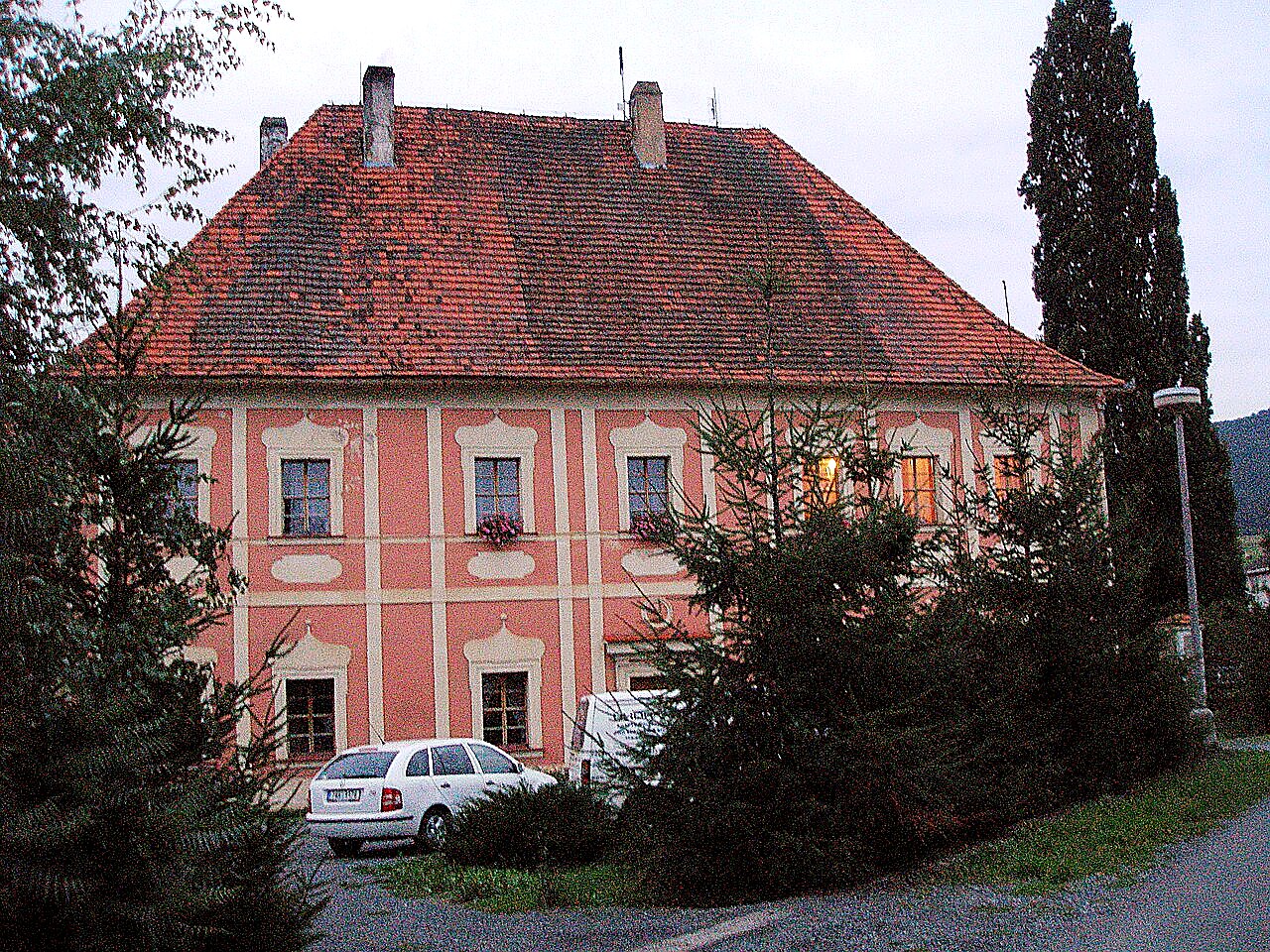
<span>Ježovy</span>
