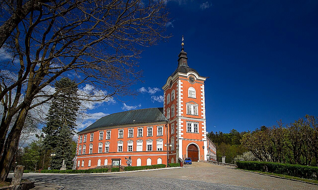 
<span>Kamenice nad Lipou</span>

