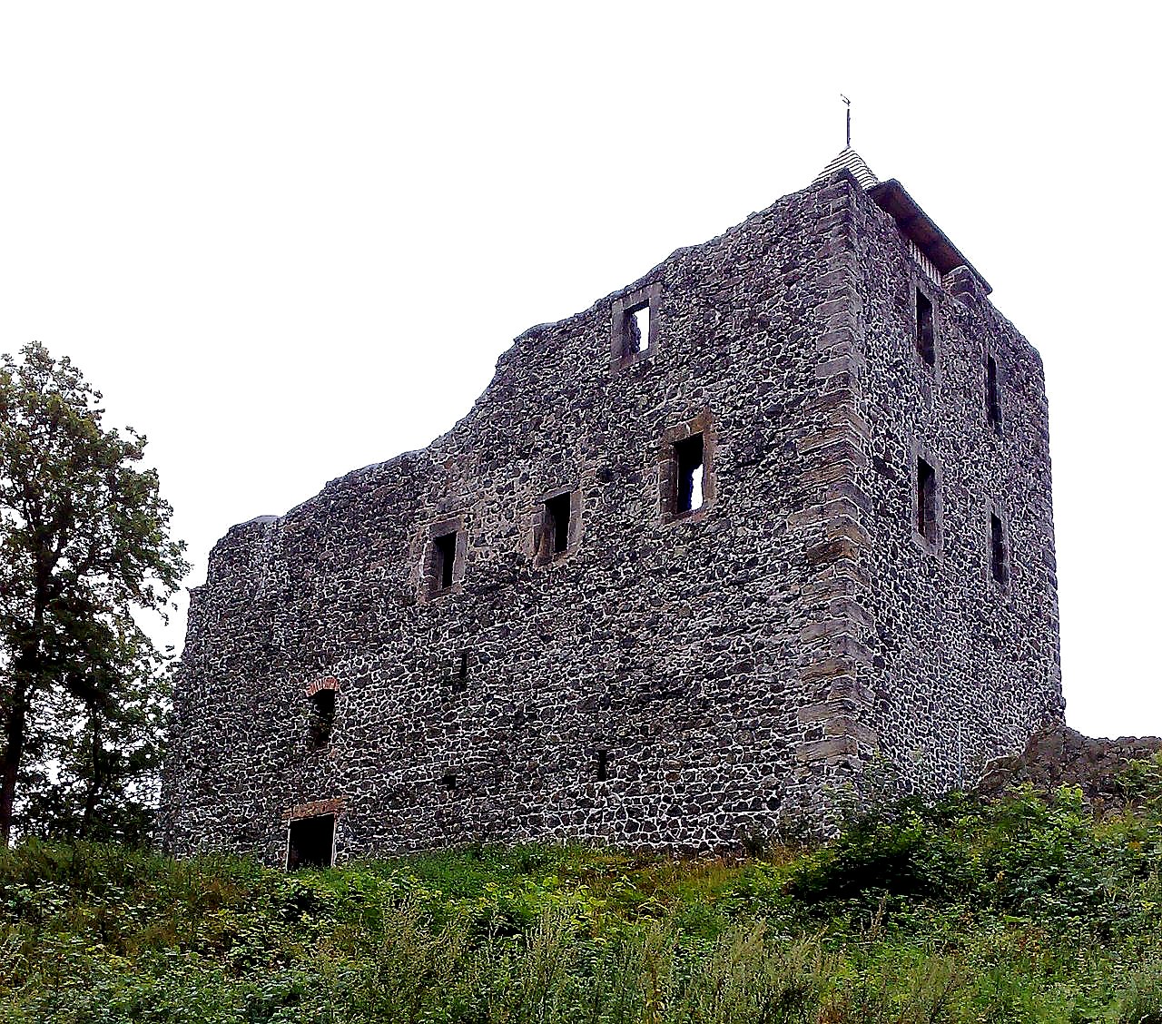 
<span>Kamenický hrad</span>
