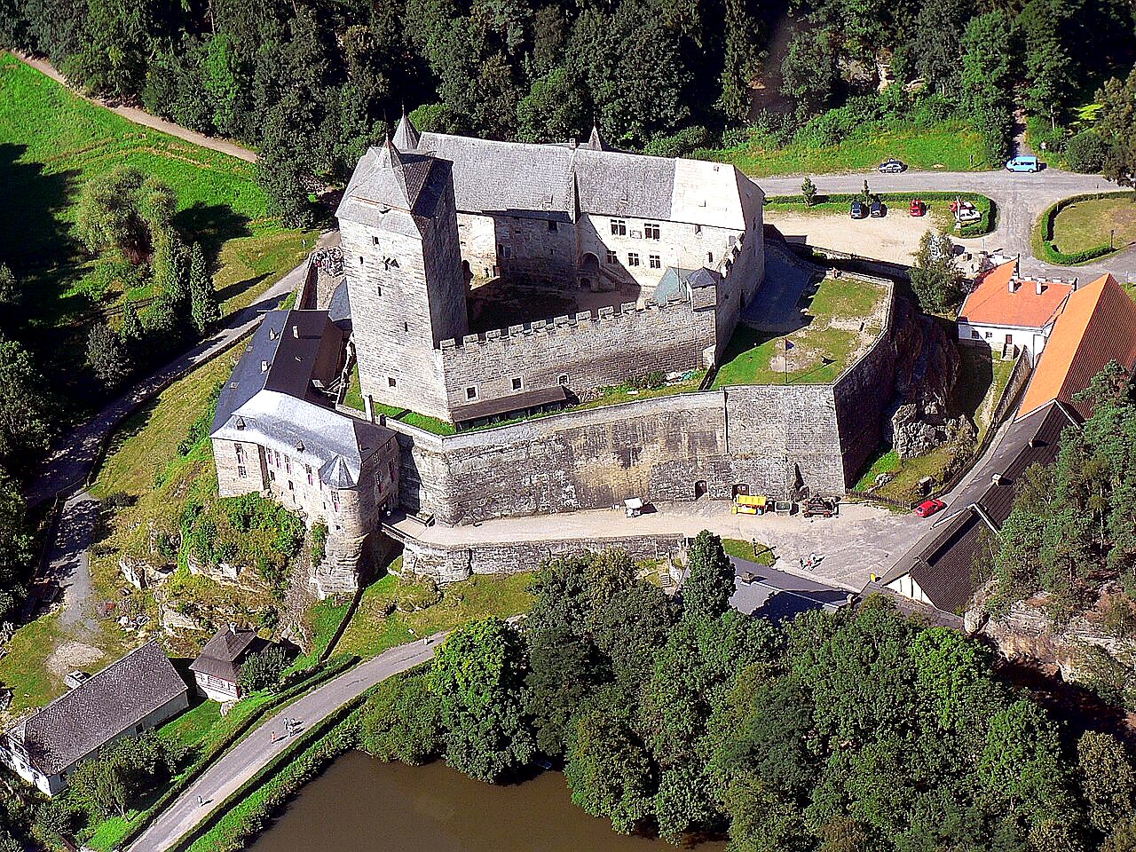 
<span>Kost</span>
