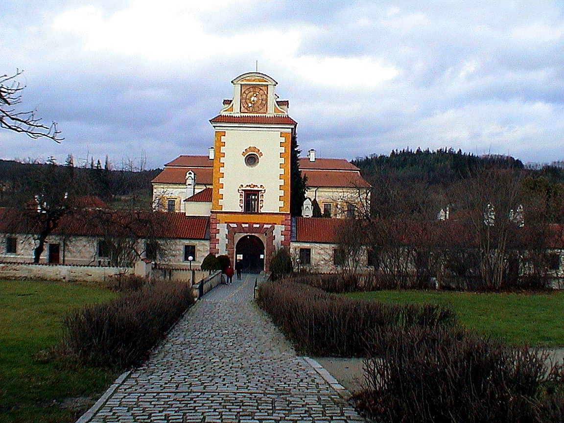 
<span>Kratochvíle</span>
