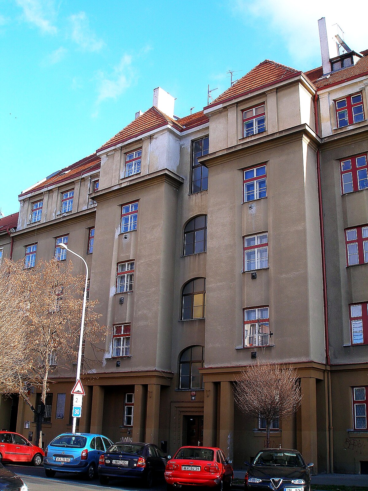 
<span>Kulturní dům Domovina</span>
