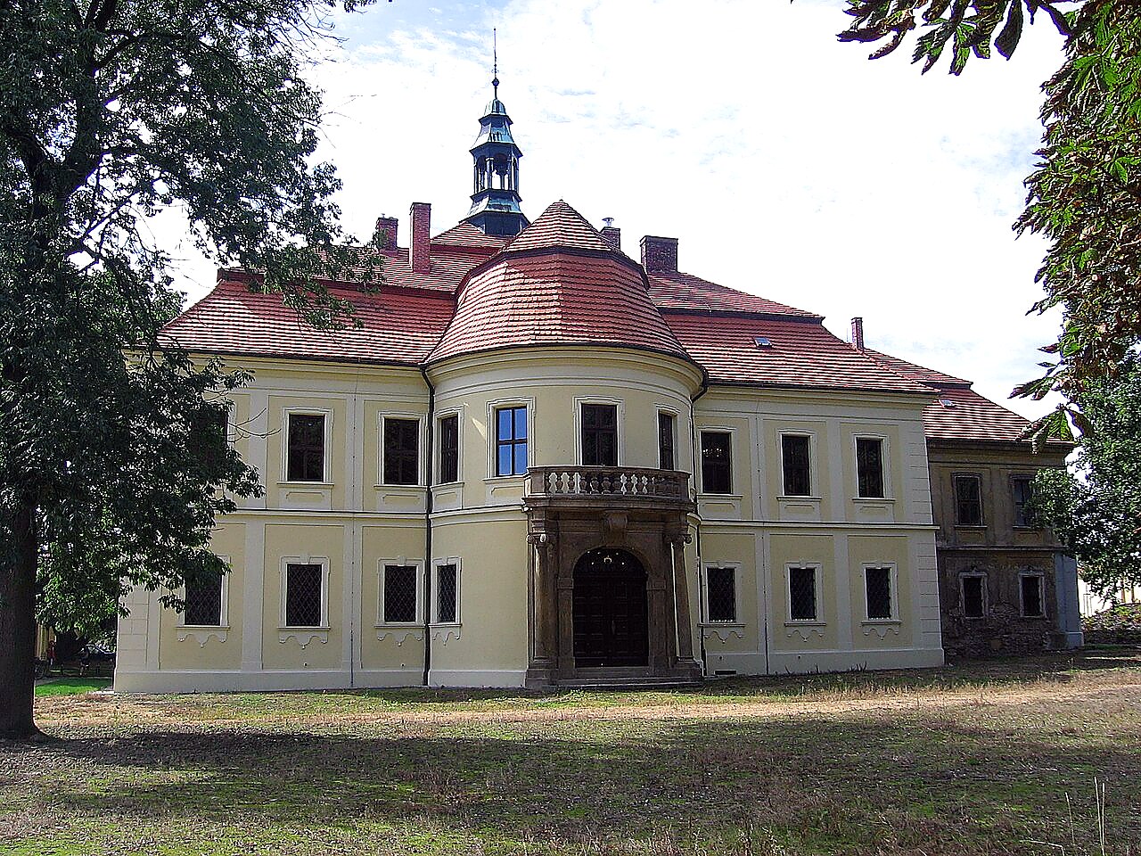 
<span>Mirošov</span>
