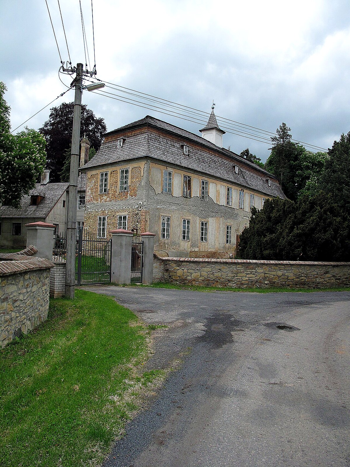 
<span>Molitorov</span>
