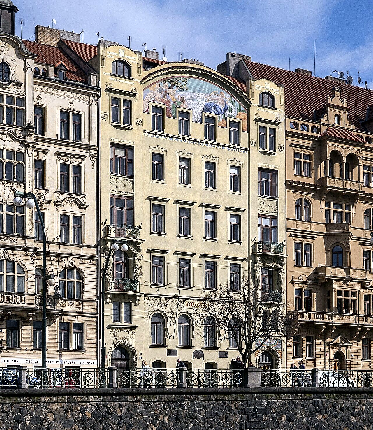 
<span>Spolkový dům Hlahol</span>
