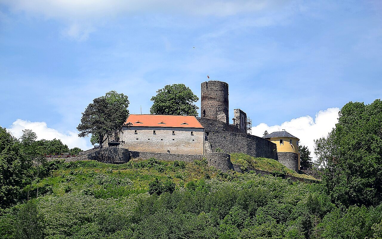 
<span>Svojanov</span>
