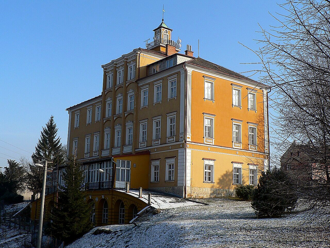 
<span>Třemešek</span>
