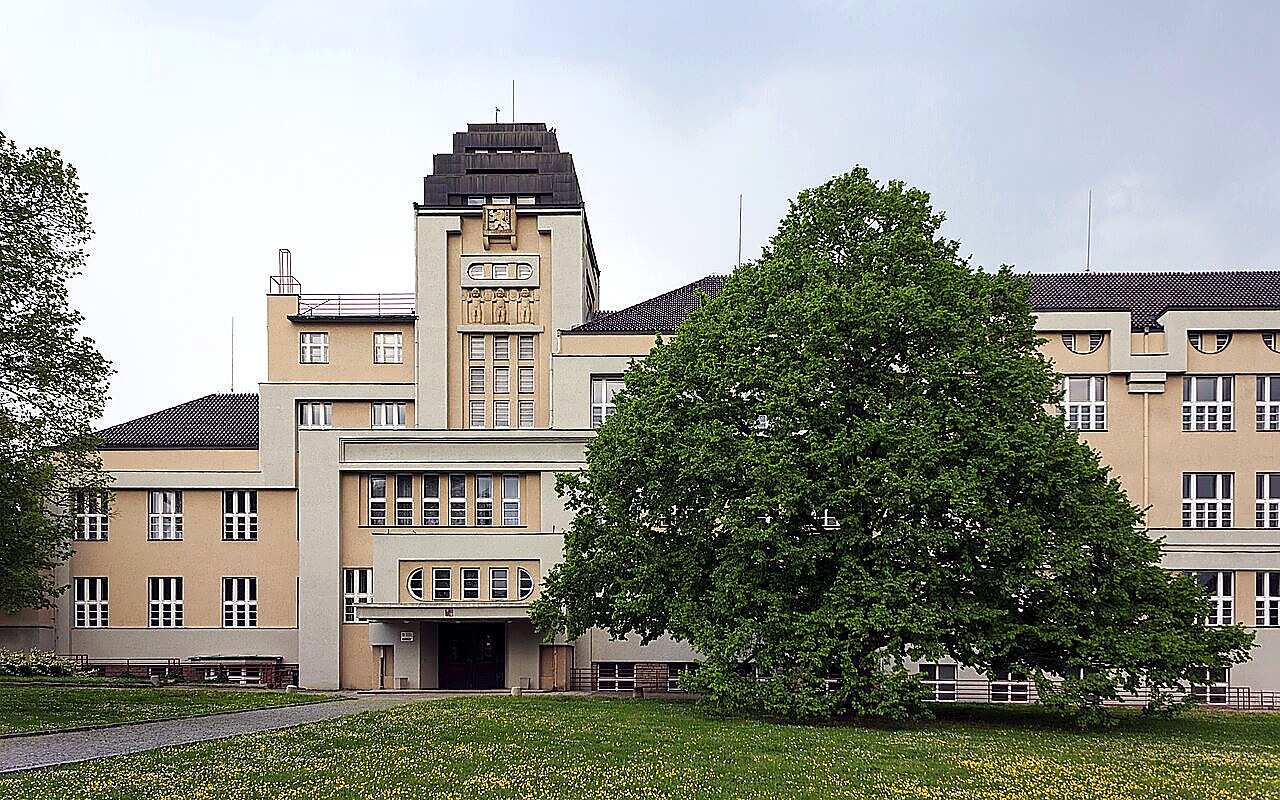 
<span>VOŠ a SPŠ Kutná Hora</span>
