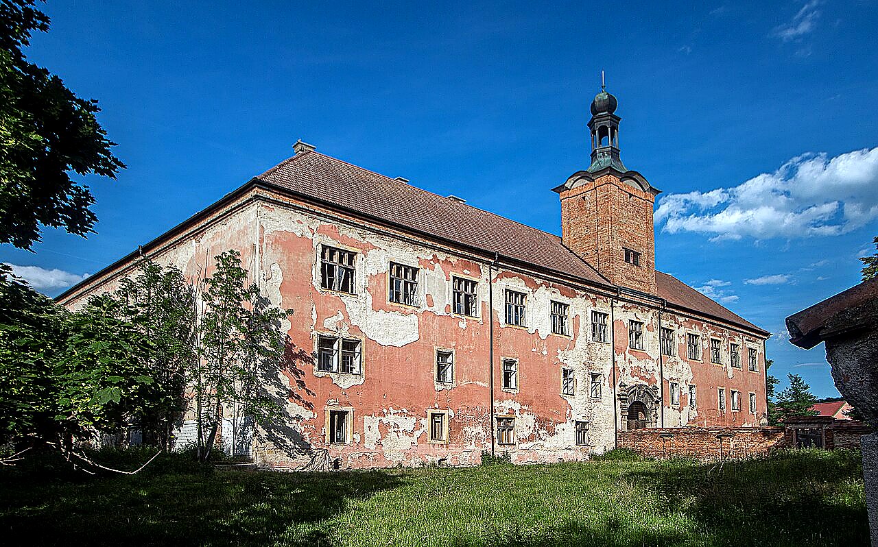 
<span>Zámek Kounice</span>
