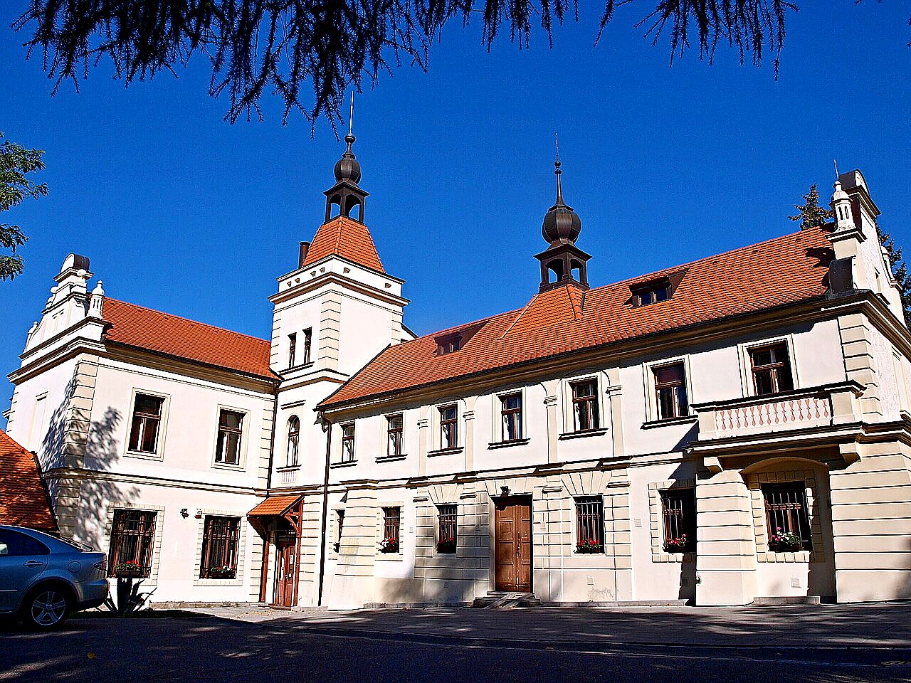 
<span>Zámeček Na Křížku</span>
