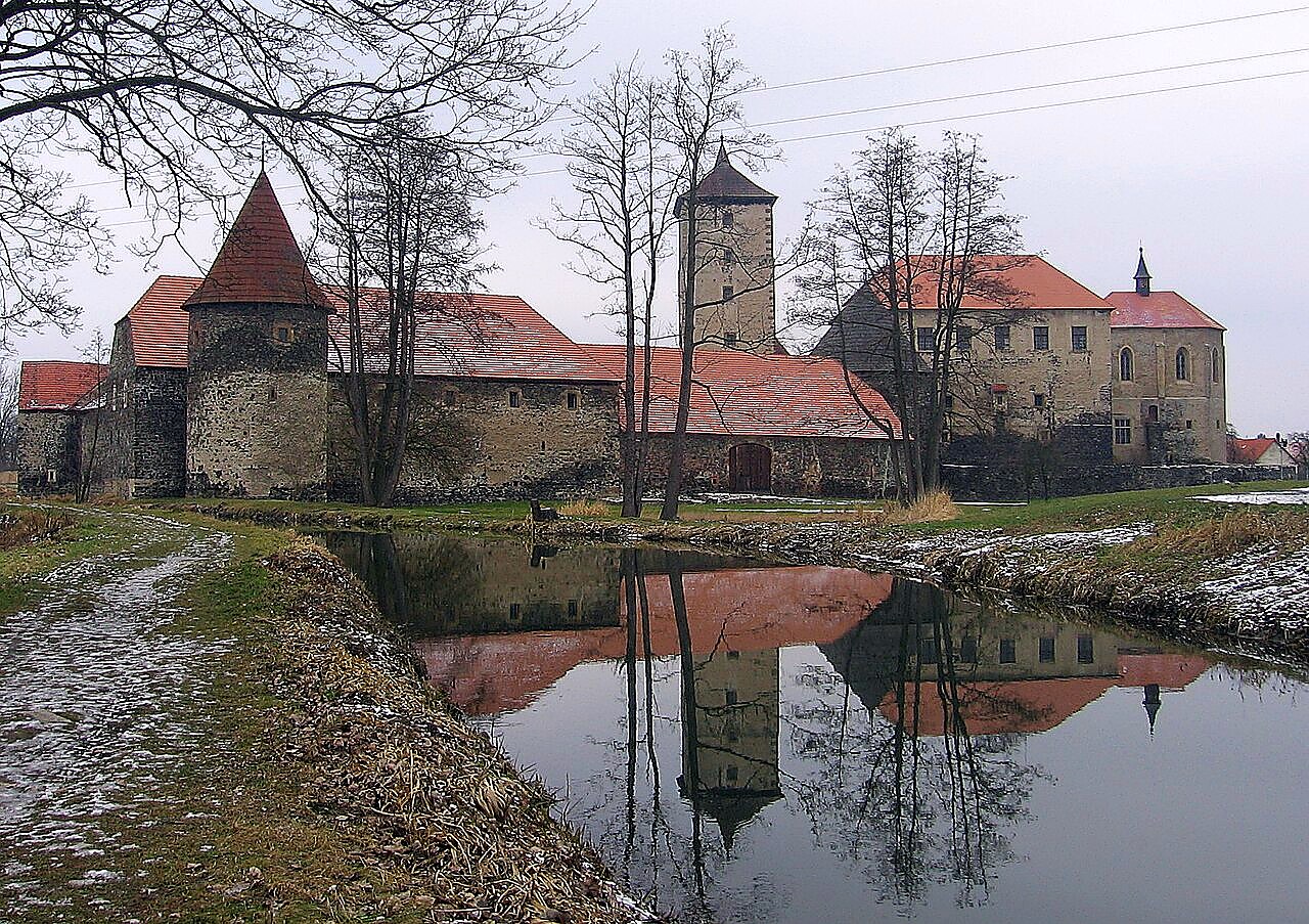 
<span>vodní hrad Švihov</span>
