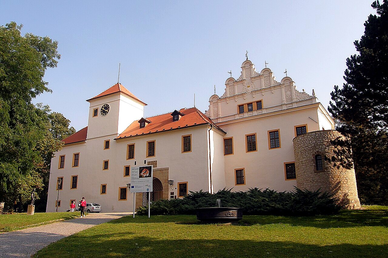 
<span>zámek Blansko</span>
