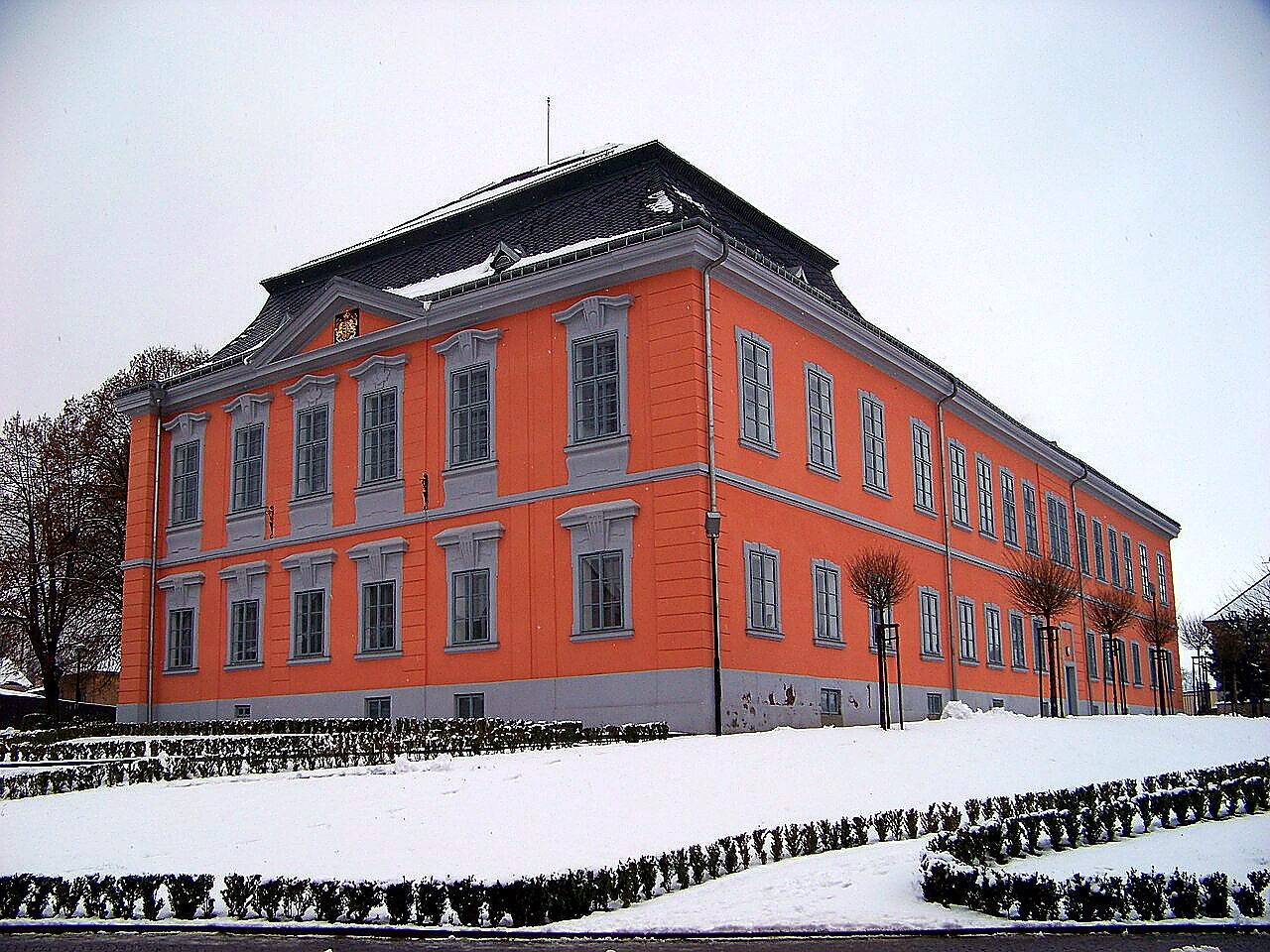 
<span>zámek Lomnice nad Popelkou</span>
