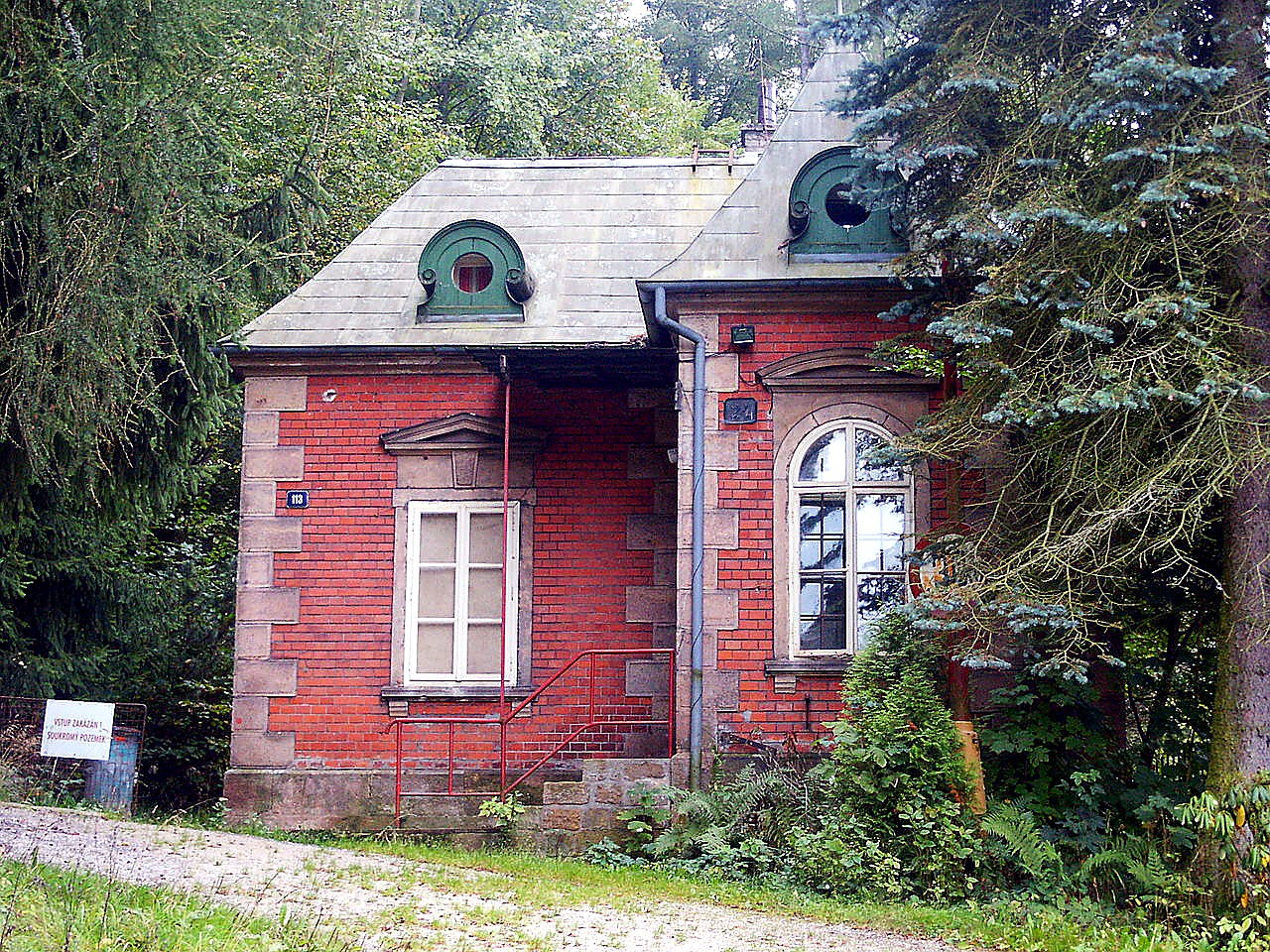 
<span>zámek Nové Zámky (Nové Zámky)</span>
