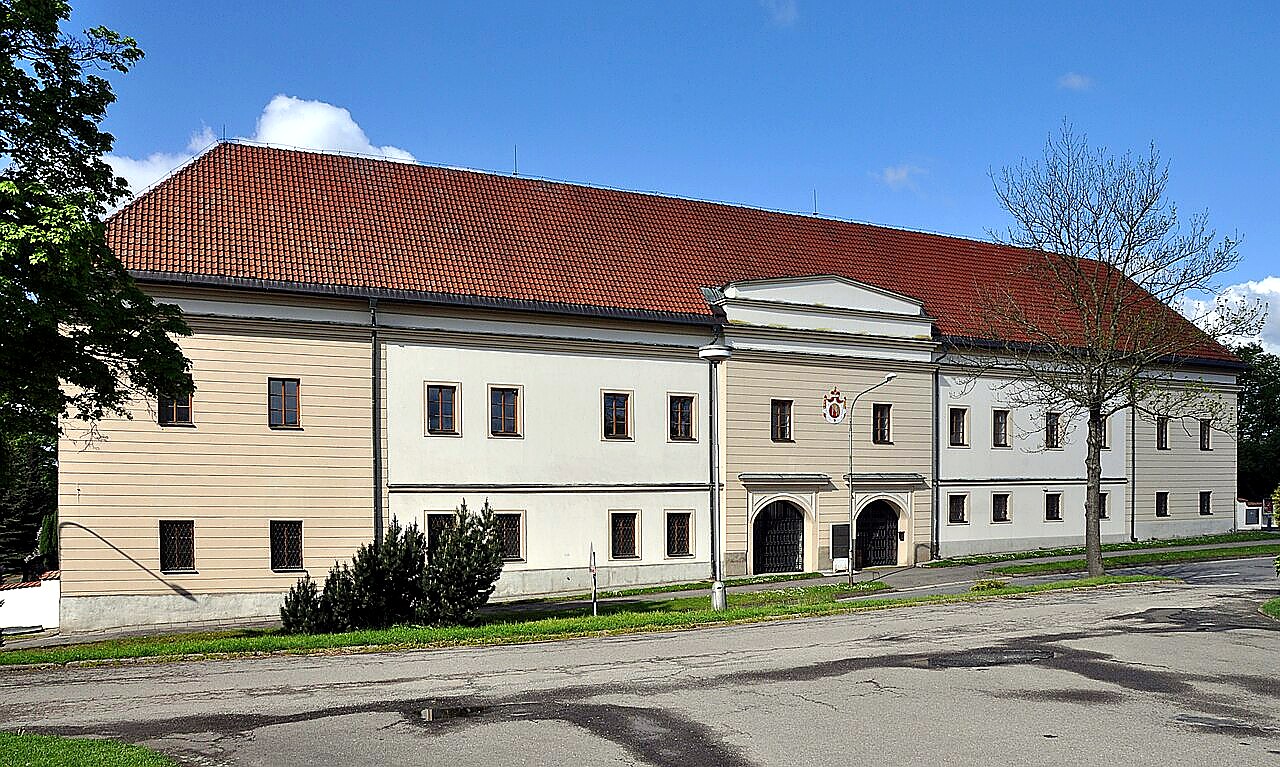 
<span>zámek Přibyslav</span>
