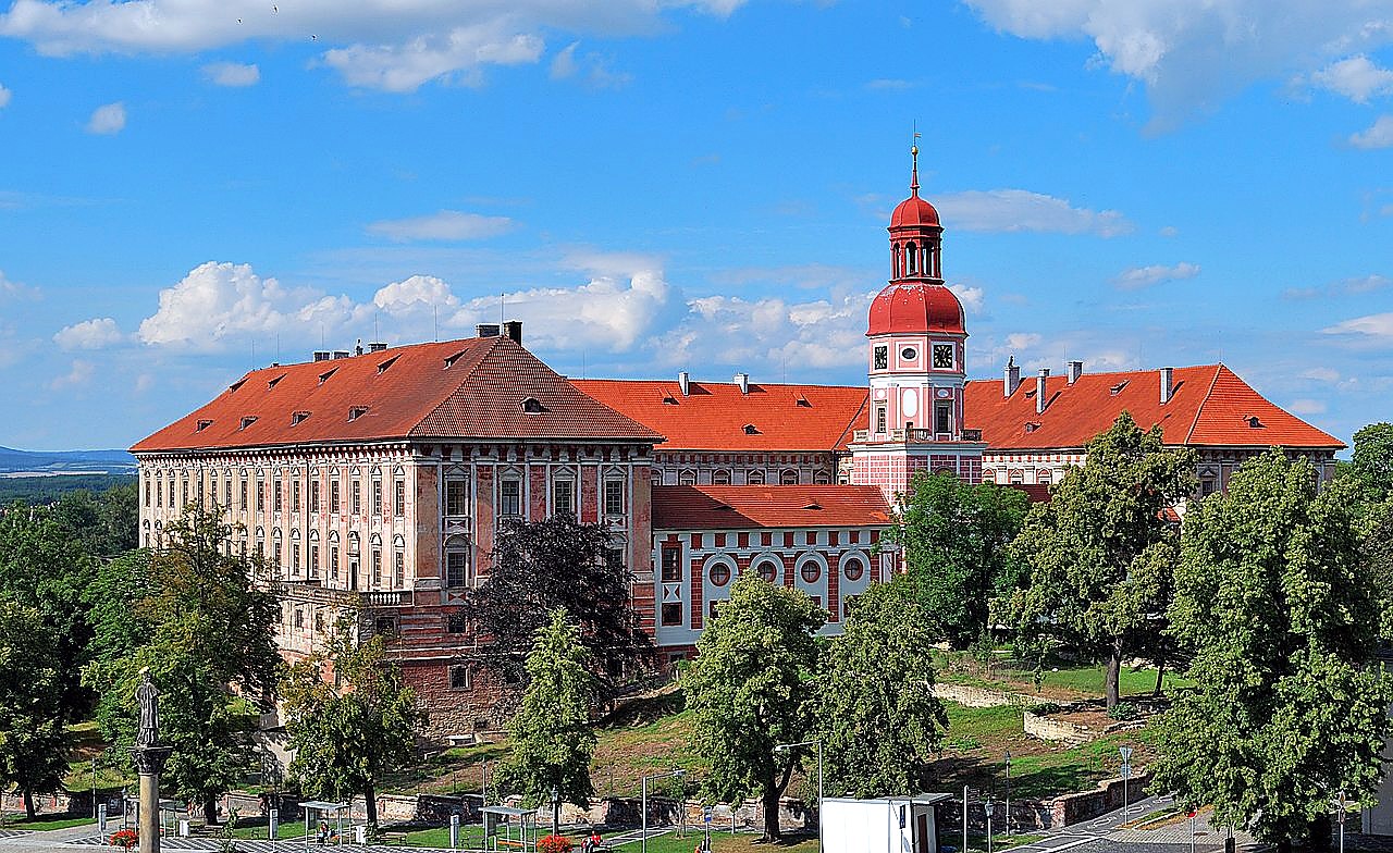 
<span>zámek Roudnice nad Labem</span>
