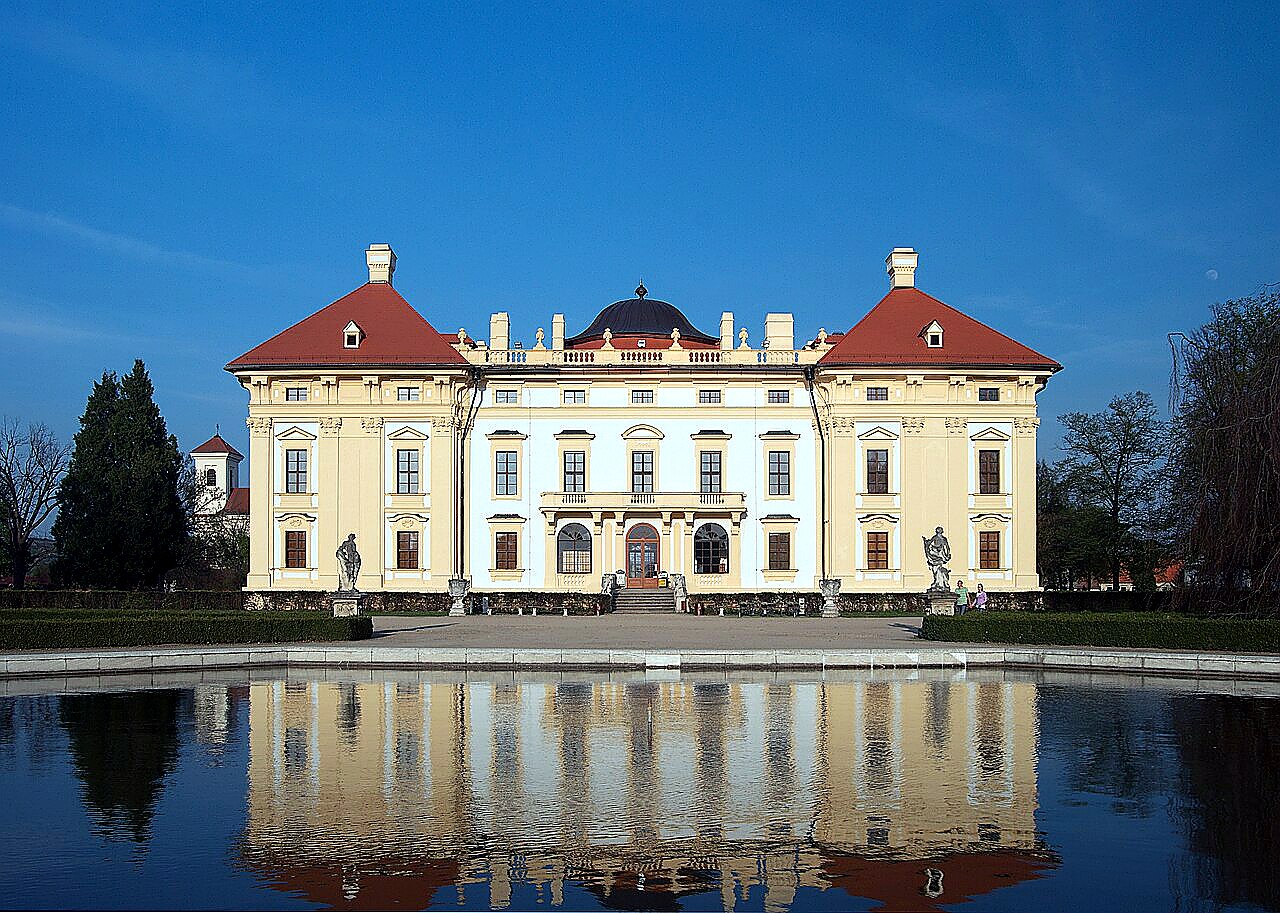 
<span>zámek Slavkov u Brna</span>
