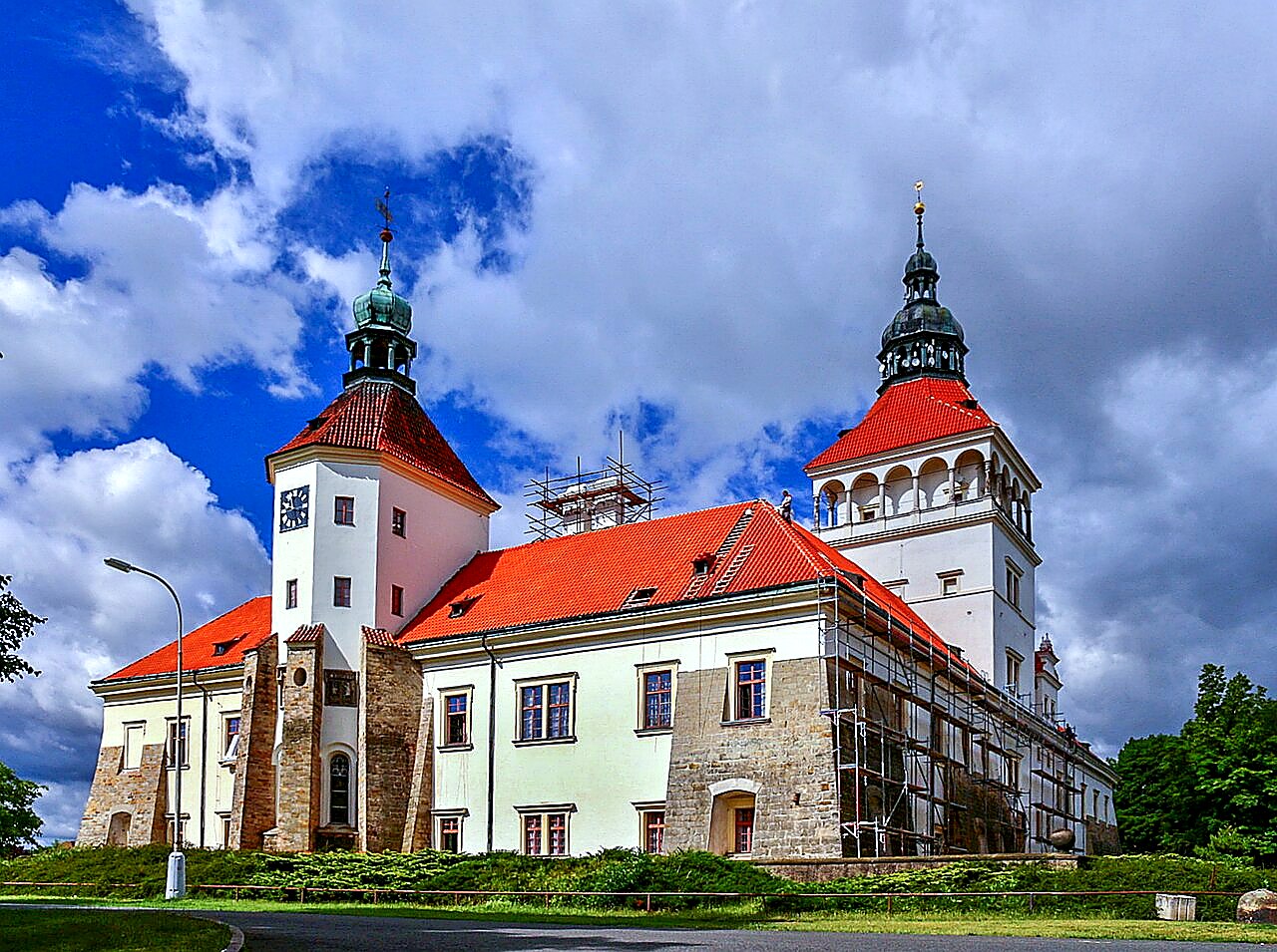 
<span>zámek Smečno</span>

