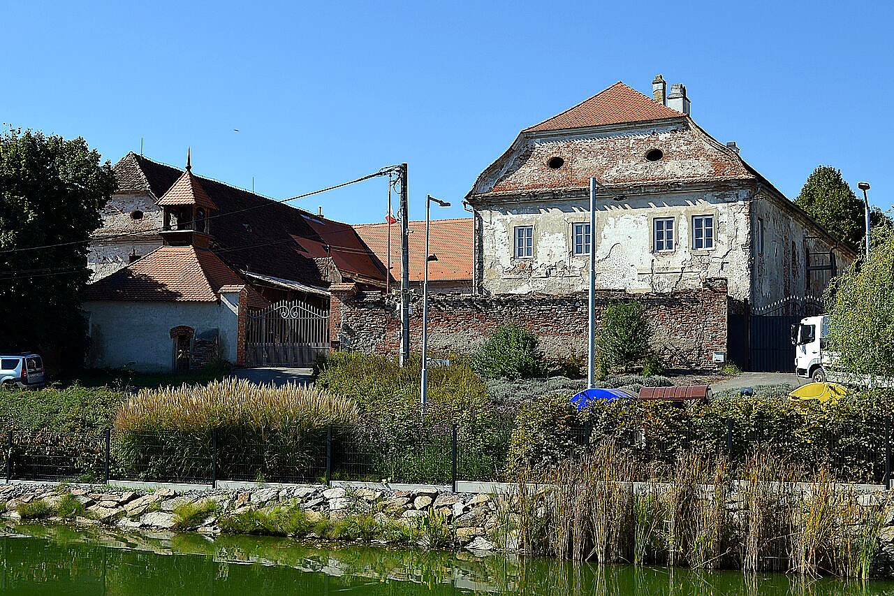 
<span>zámek Vohančice</span>
