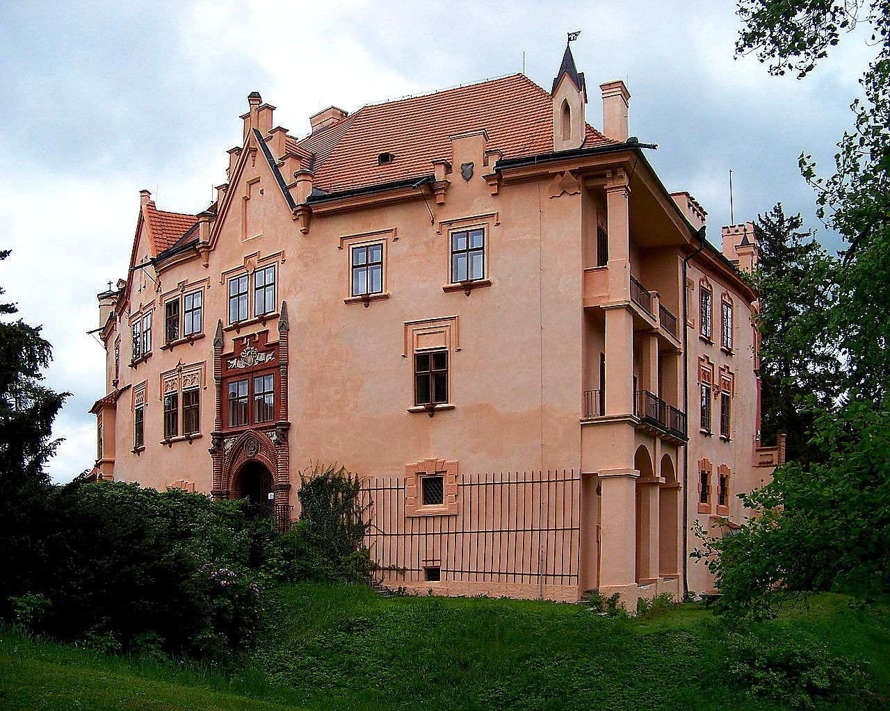 
<span>zámek Vrchotovy Janovice</span>
