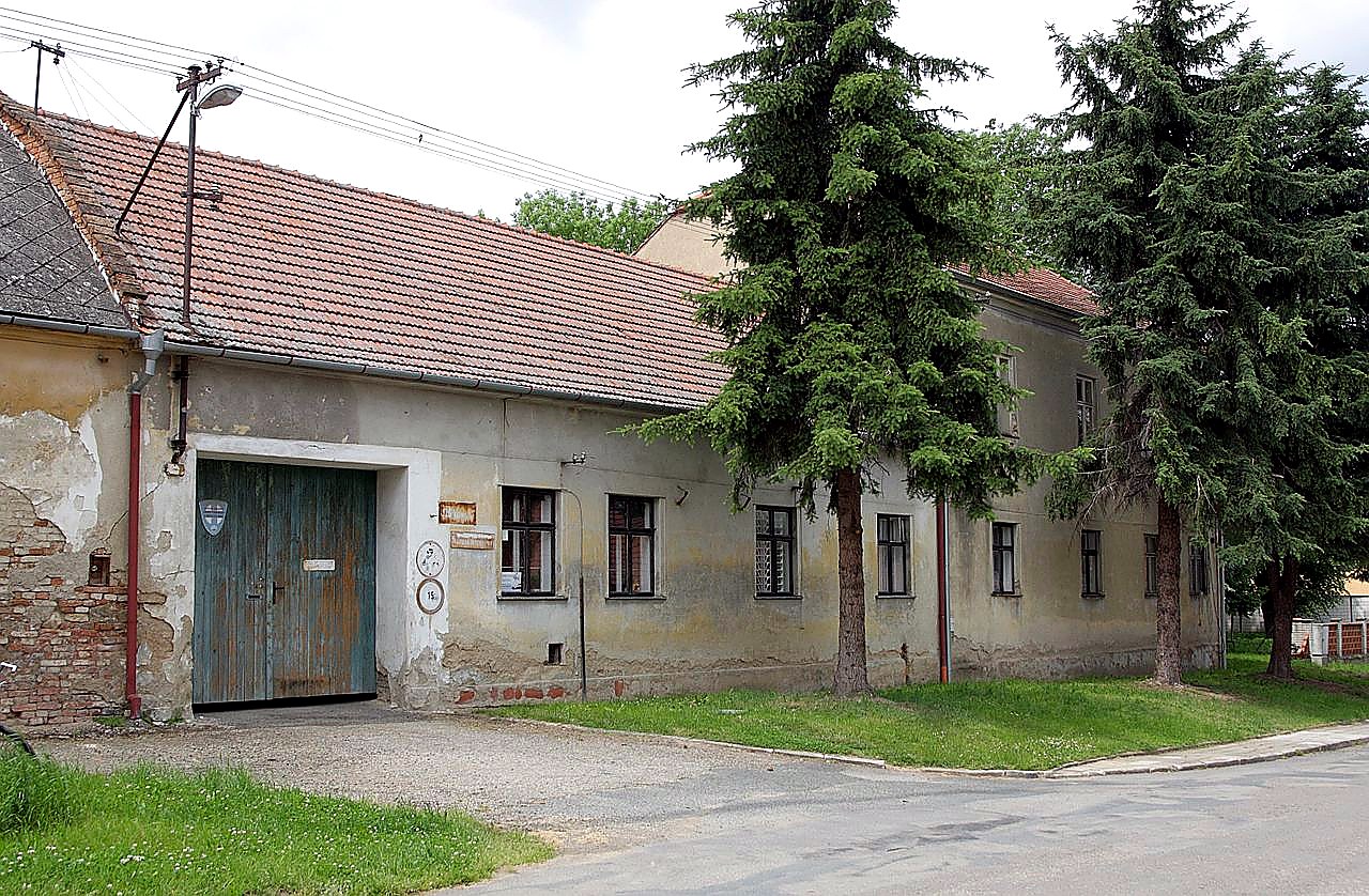 
<span>zámek Vážany nad Litavou</span>
