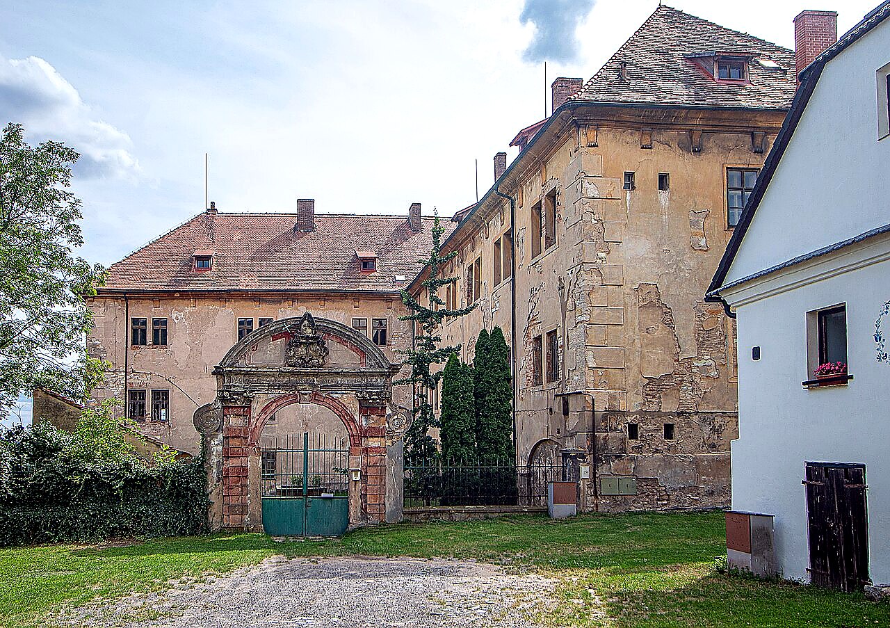 
<span>zámek Žitenice</span>
