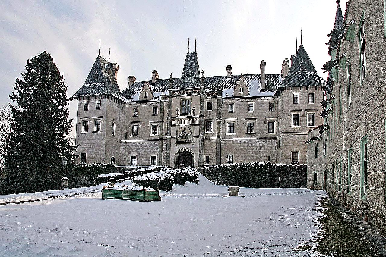 
<span>Žleby</span>

