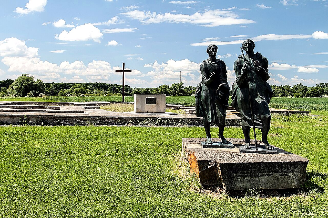 
<span>Hradiště Libice nad Cidlinou</span>
