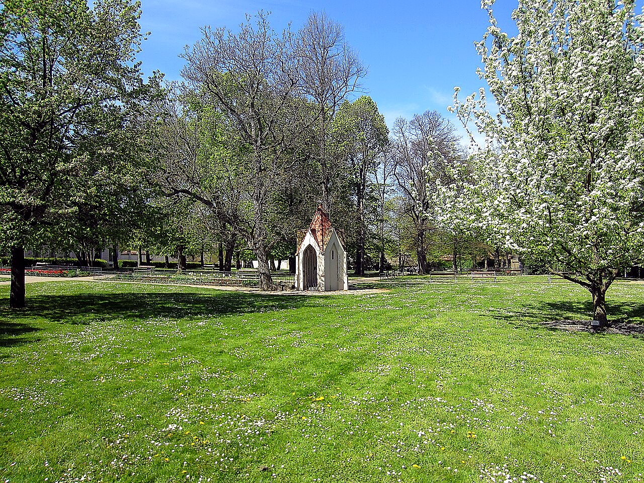 
<span>Karlachovy sady</span>
