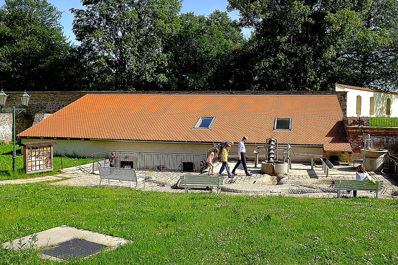 
<span>Klášterní mlýn (Klášter)</span>
