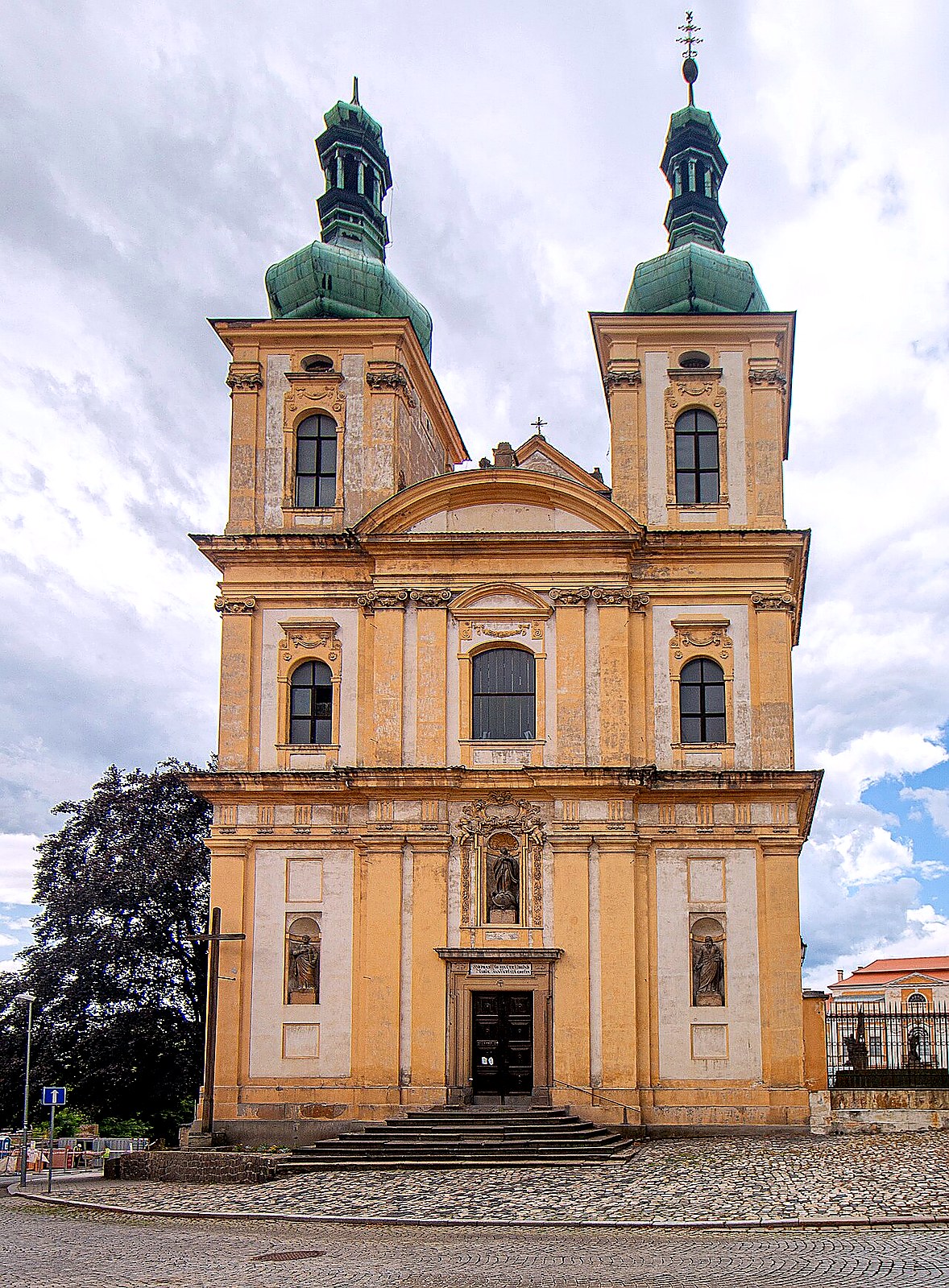 
<span>Kostel Zvěstování Panny Marie v Duchcově</span>
