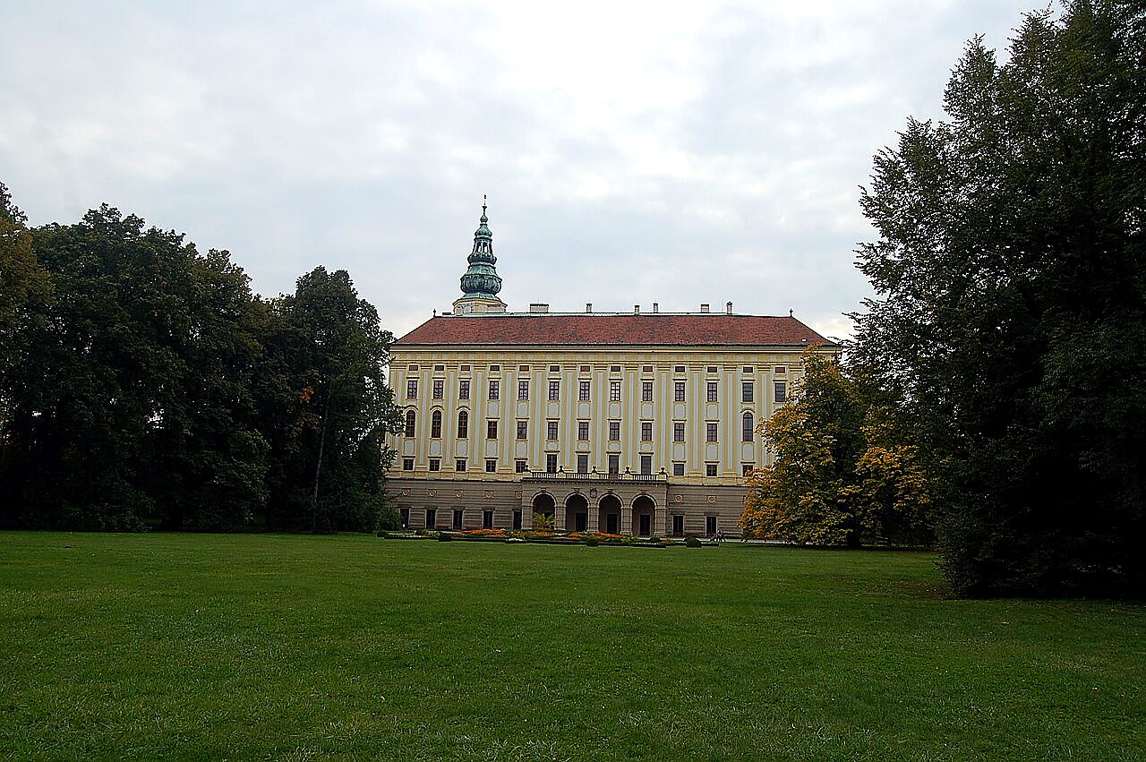 
<span>Podzámecká zahrada</span>
