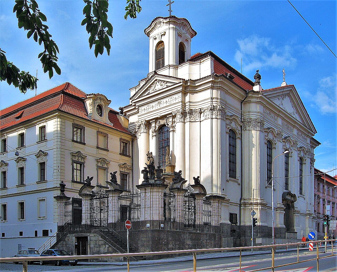 
<span>Pravoslavný chrám svatého Cyrila a Metoděje v Praze</span>
